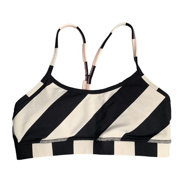 LULULEMON Black & White Horizontal Stripes Flow Y Bra size 4 - Picture 6 of 12